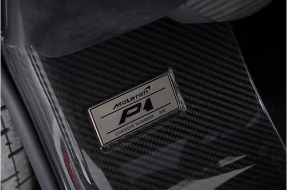 Siêu xe McLaren P1 lăn bánh ít nhất thế giới có giá 2,4 triệu USD - Ảnh 8. Siêu xe McLaren P1 lăn bánh ít nhất thế giới có giá 2,4 triệu USD - Ảnh 8.
