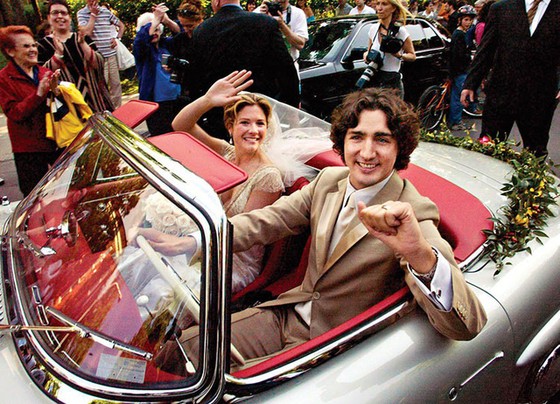 Chiếc Mercedes-Benz 300SL đặc biệt của Thủ tướng Canada Justin Trudeau - Ảnh 5. Chiếc Mercedes-Benz 300SL đặc biệt của Thủ tướng Canada Justin Trudeau - Ảnh 5.