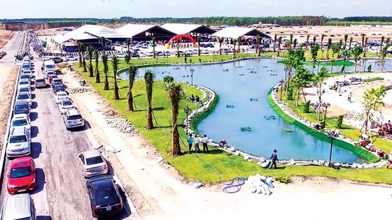 Hấp lực khủng khiếp của đất nền vùng ven ảnh 3