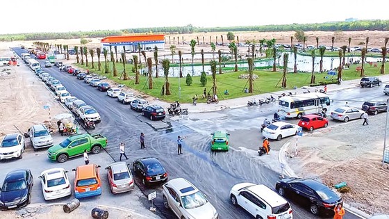 Hấp lực khủng khiếp của đất nền vùng ven ảnh 4