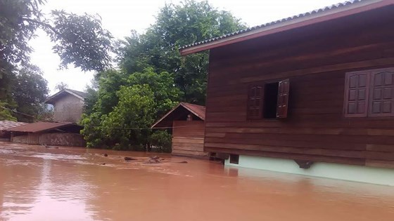 Người dân khu vực hạ lưu được thông báo sơ tán trước khi xảy ra sự cố vỡ đập thủy điện Sepien Senamnoi? ảnh 6