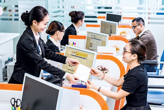 Căng thẳng dòng tiền cuối năm ảnh 1