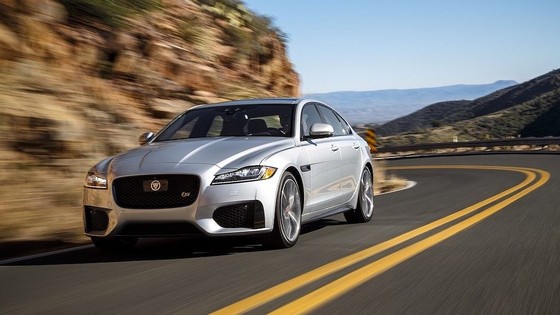 Xế sang Jaguar XF 2019 thêm tiện nghi và phiên bản mới ảnh 1