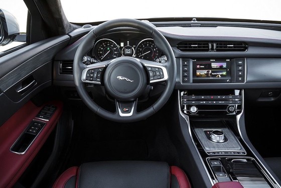 Xế sang Jaguar XF 2019 thêm tiện nghi và phiên bản mới ảnh 4