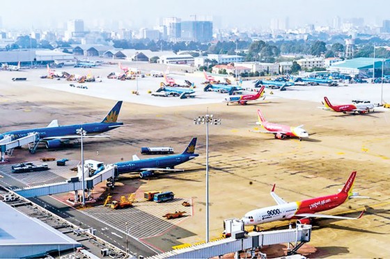 Tân Sơn Nhất: Giải quyết tắc nghẽn bằng vốn tư nhân ảnh 1