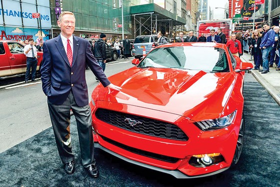 CEO Alan Mulally - Người hùng của Ford ảnh 2