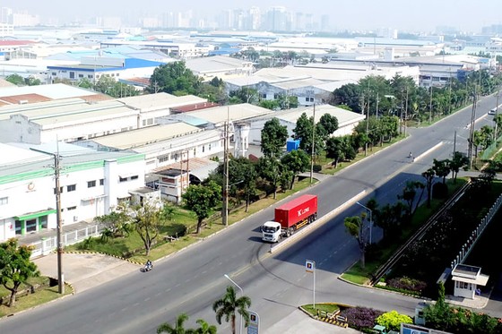 Ồ ạt nguồn vốn đầu tư từ Trung Quốc, Hồng Công ảnh 1