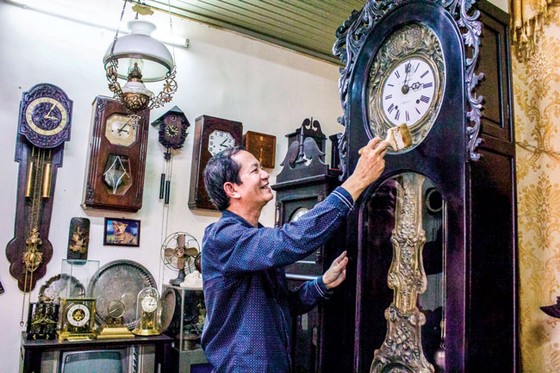 Bộ sưu tập đồng hồ cổ ảnh 1