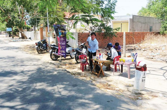 Bài 1: Công trình trên giấy, giá đất tăng vọt ảnh 1