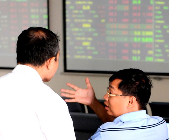 Chứng khoán tháng 5: Thách thức nhiều hơn cơ hội ảnh 1