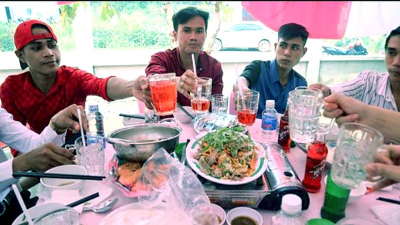 Khi đám cưới không chất cồn ảnh 1