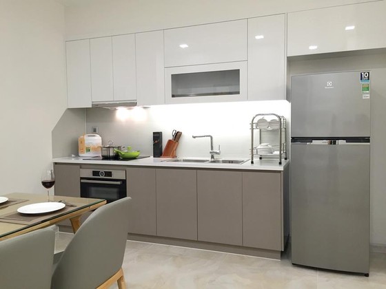Không gian bếp tối giản ảnh 2