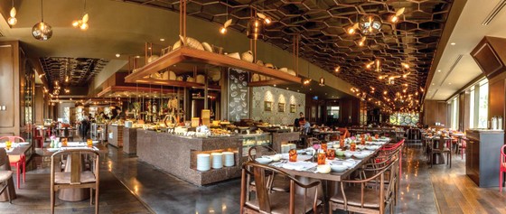 Tiệc trưa sành điệu tại Hôtel Des Arts Saigon ảnh 1