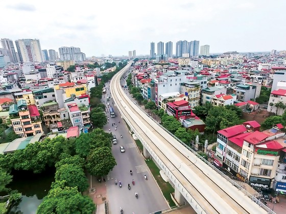 Vay vốn đầu tư cơ sở hạ tầng: DNNN dễ đi vay nhưng khó được vay ảnh 1