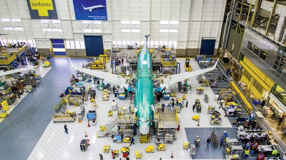 CEO DAVE CALHOUN- Niềm hy vọng Boeing ảnh 2
