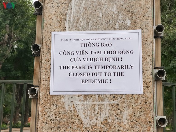 ngày đầu cách ly toàn xã hội: dân hà nội vẫn ra đường tập thể dục hình 7 ngay dau cach ly toan xa hoi: dan ha noi van ra duong tap the duc hinh 7
