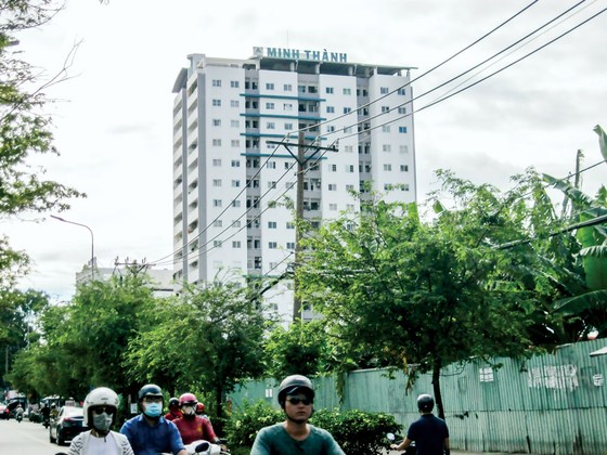“Khoét lõm” nhà ở, biến dạng đô thị ảnh 1