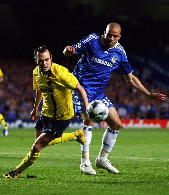 Thủ quân Barca háo hức trở lại sân Chelsea ảnh 1