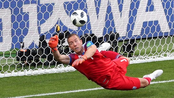 Argentina - Iceland 1-1: Messi đá hỏng phạt đền trước các chiến binh Băng đảo ảnh 5