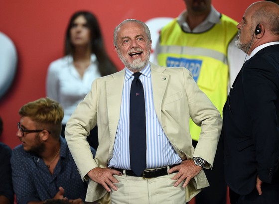 De Laurentiis: HLV Chelsea muốn hủy diệt Napoli của tôi! ảnh 1