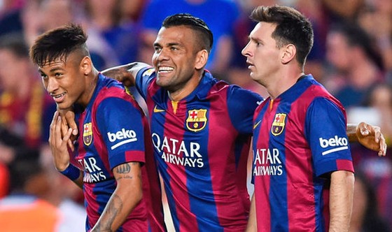 Neymar muốn trở lại Barca để đoàn tụ Messi ảnh 1