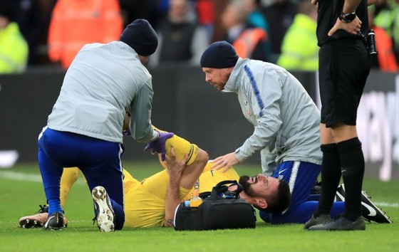 Chelsea thắng nhọc, HLV Sarri ca ngợi chiến công N'Golo Kante ảnh 2