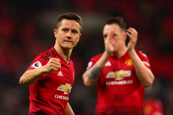 Bí mật chiến thắng của Man United: Đường chuyền vượt tuyến ảnh 1