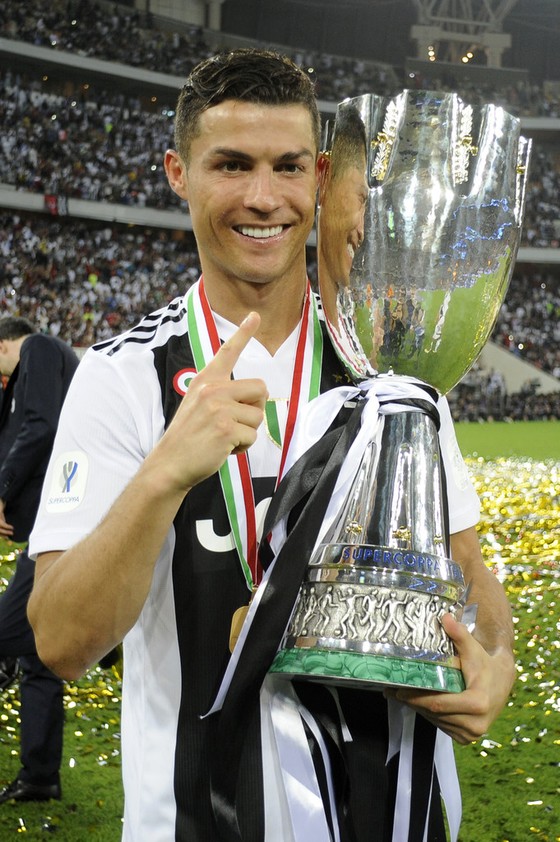 Ronaldo quyết thắng mọi giải cùng Juventus ảnh 3