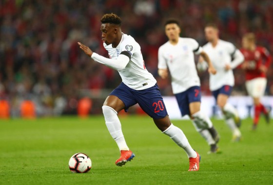 Với Jadon Sancho và Huson-Odoi, tuyển Anh sẽ vươn lên đỉnh cao thế giới ảnh 1