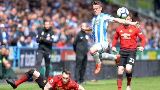 TRỰC TIẾP Huddersfield - Man United: Đêm diễn của Pogba ảnh 5