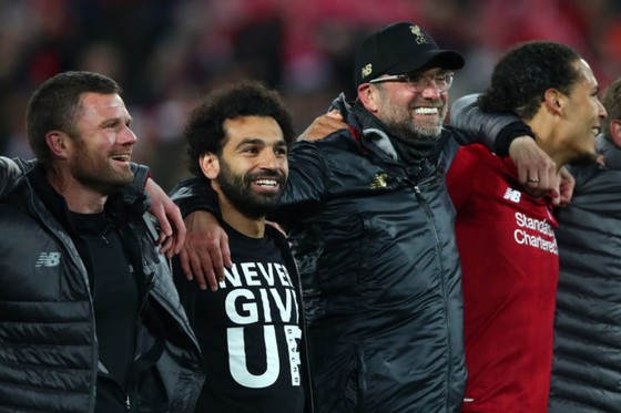 Mo Salah: Xin hãy mang Anfield đến Madrid ảnh 1