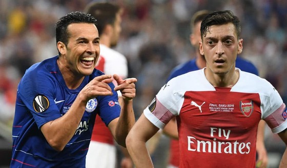 Arsenal sẽ thay máu sau thất bại: Chia tay Oezil, Mkhitaryan ảnh 1