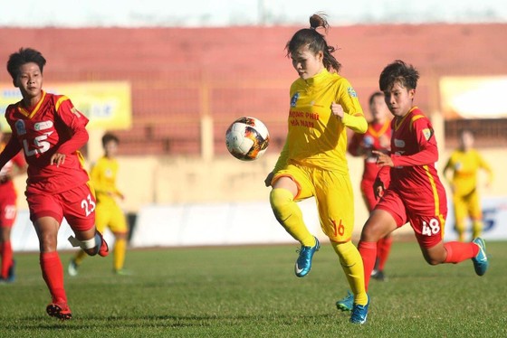Vòng 4 giải bóng đá nữ VĐQG 2019: TPHCM I áp sát ngôi đầu ảnh 1
