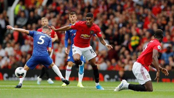 Chelsea thua Man United vì sai lầm của Lampard! ảnh 3