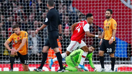 Arsenal - Wolves 1-1: Aubameyang tạo dấu ấn, Jimenez ghi tuyệt phẩm ảnh 3
