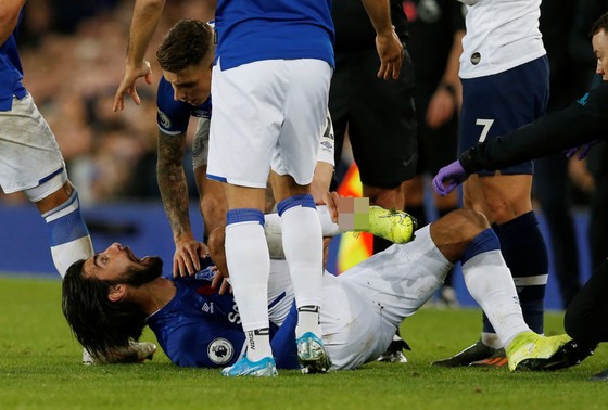Andre Gomes sẽ phẫu thuật cổ chân bị gãy ảnh 6
