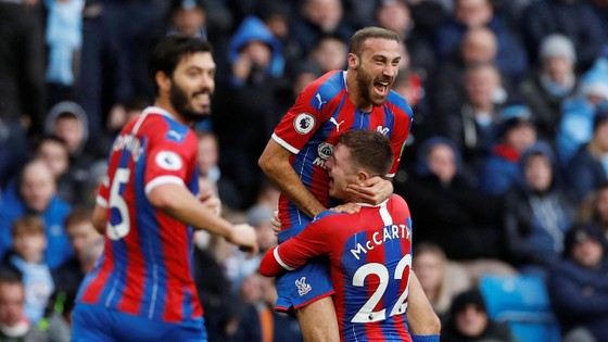 Man City - Crystal Palace 2-2: Aguero ghi cú đúp, Fernandinho đốt lưới nhà ảnh 6
