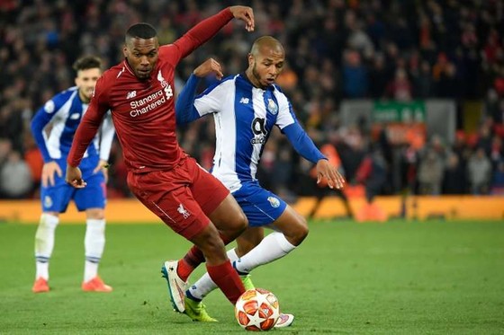 Cựu sao Liverpool bị treo giò vì cá cược bất hợp pháp, CLB Trabzonspor cắt hợp đồng ảnh 1