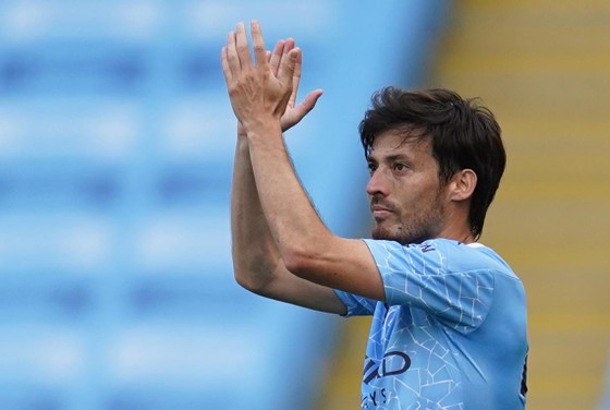 De Bruyne muốn giành Champions League làm quà chia tay huyền thoại David Silva ảnh 1