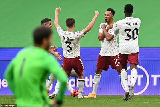 Arsenal – Liverpool 6-5, Pháo thủ trẻ quật ngã nhà vô địch Premier League ảnh 2