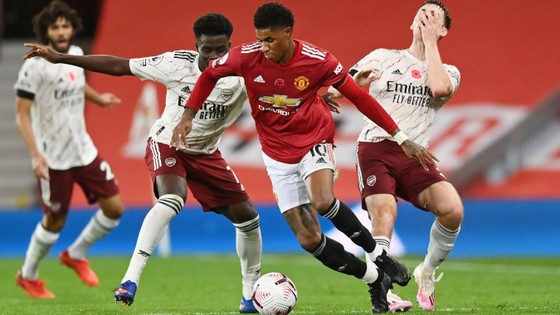 Aubameyang nổ súng, Arsenal nhấn chìm Man United ngay tại Old Trafford ảnh 5