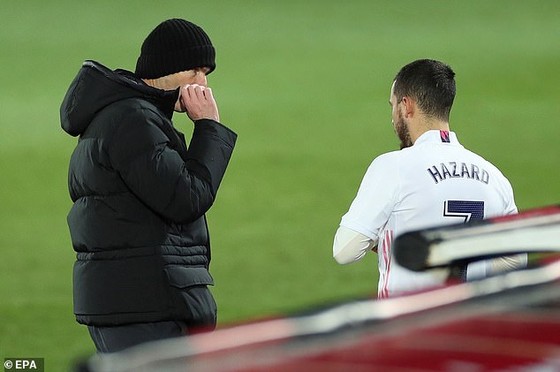 Zidane kêu gọi Real Madrid kiên nhẫn với Eden Hazard ảnh 2