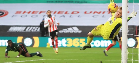 Harry Kane bênh vực Mourinho sau chiến thắng Sheffield United ảnh 1