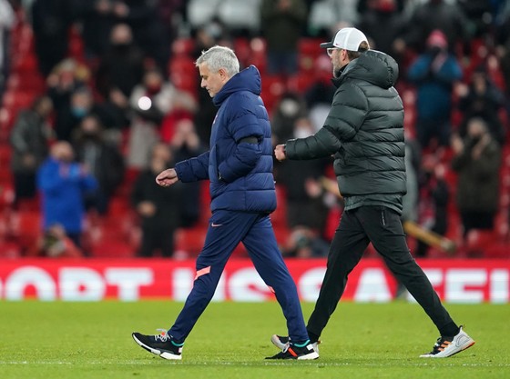 Vì sao Mourinho không kết bạn với Jurgen Klopp ảnh 1