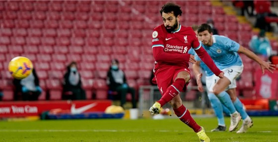 Phil Foden tỏa sáng giúp Manchester City nhấn chìm pháo đài Anfield ảnh 2