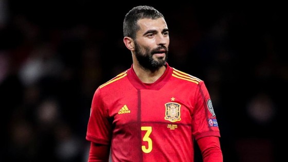 Tuyển Tây Ban Nha xét nghiệm âm tính, Enrique bổ sung Raul Albiol và Kepa ảnh 1