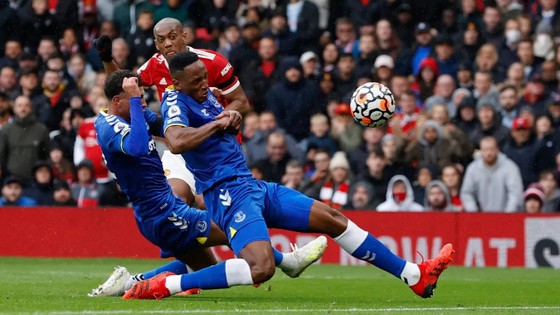 Martial lập công nhưng Man United không thắng nổi Everton ảnh 2