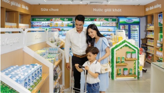 Vinamilk tiếp tục đứng trong top 10 doanh nghiệp niêm yết tốt nhất 2021 ảnh 1