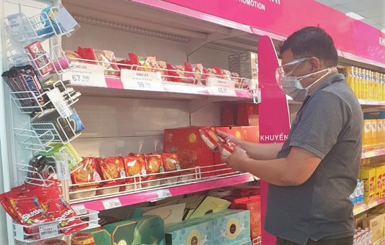 Saigon Co.op tiếp tục giảm giá hàng hóa, giải cứu nông sản và hỗ trợ vật tư y tế ảnh 2