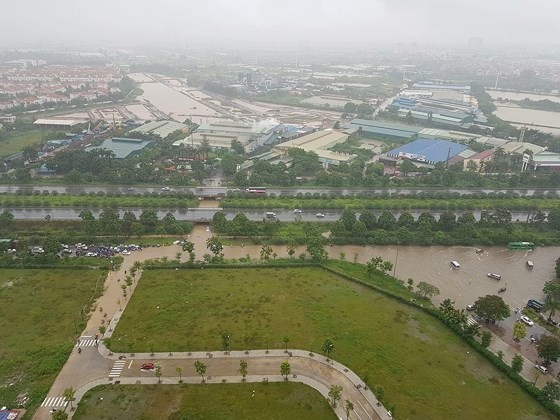 Bão liên tục nhấn chìm Châu Á ảnh 1